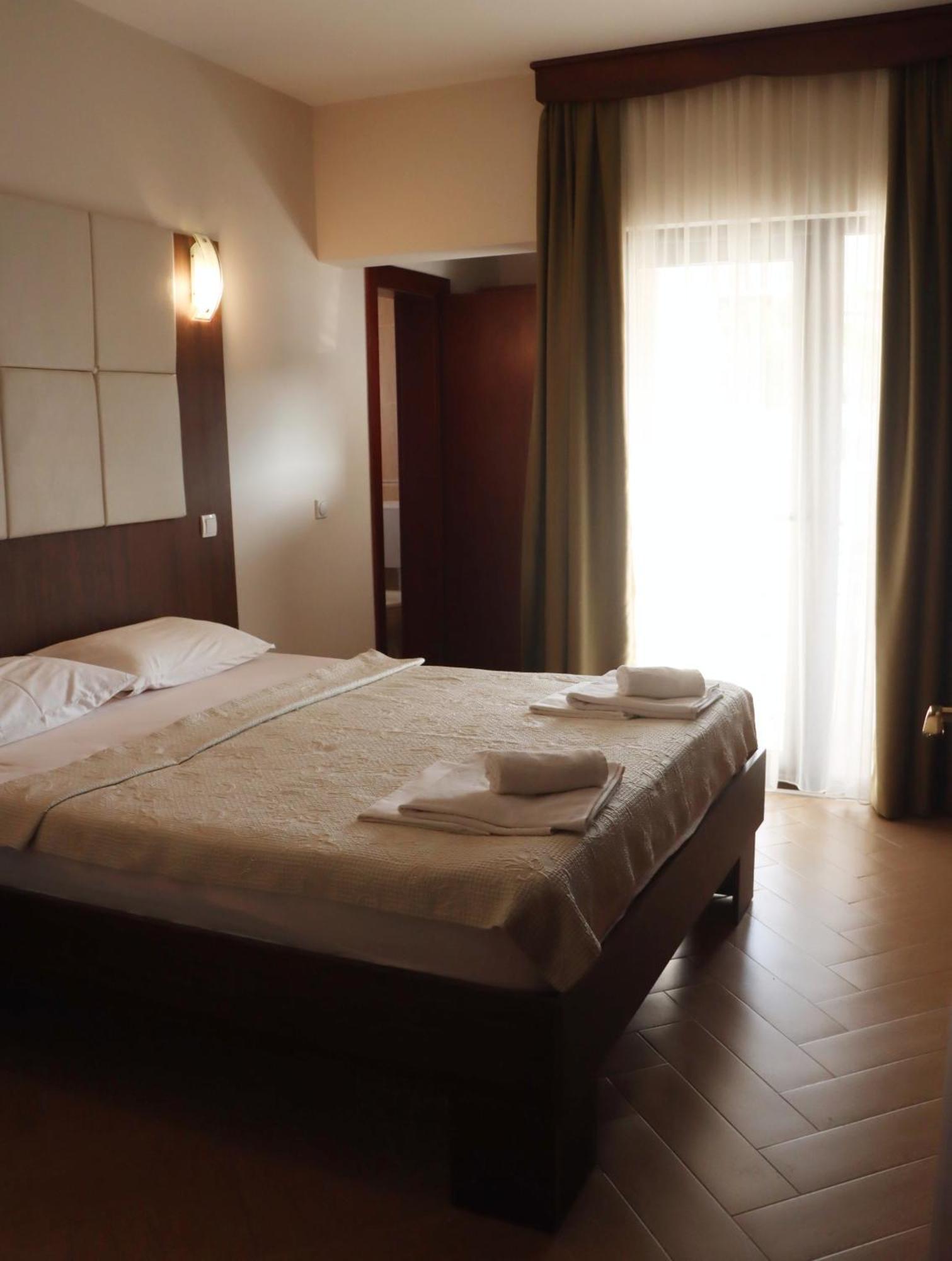 Apartmani Nilaj Ulcinj Exterior photo
