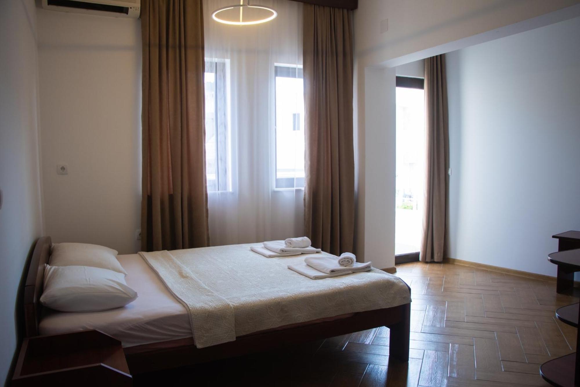 Apartmani Nilaj Ulcinj Exterior photo