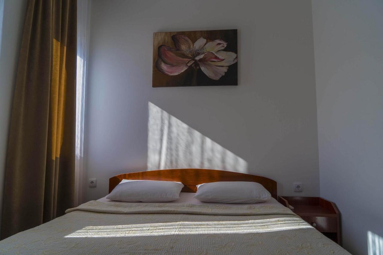 Apartmani Nilaj Ulcinj Exterior photo