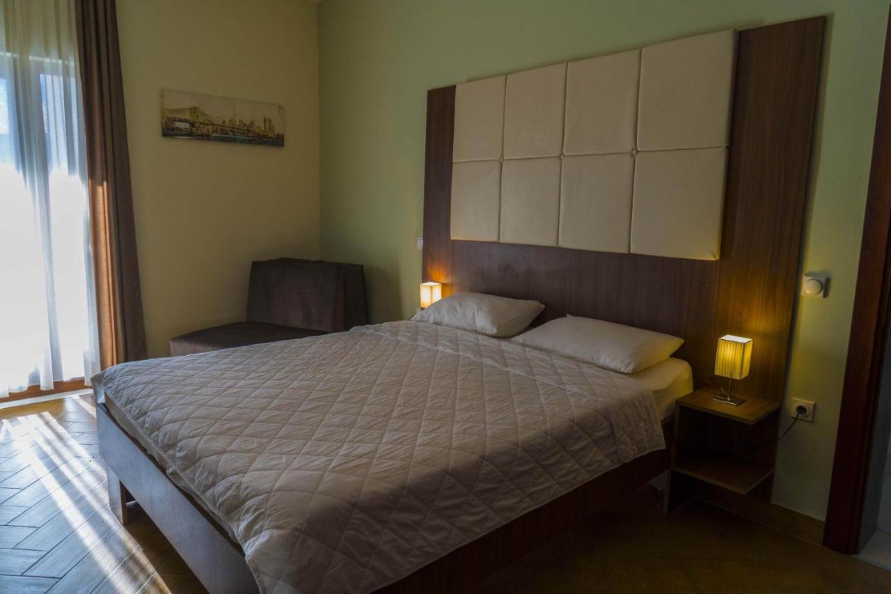 Apartmani Nilaj Ulcinj Exterior photo